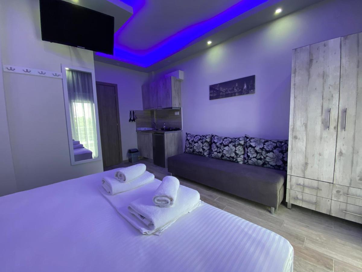 Nikolaidis Apartments Nea Plagia Bagian luar foto