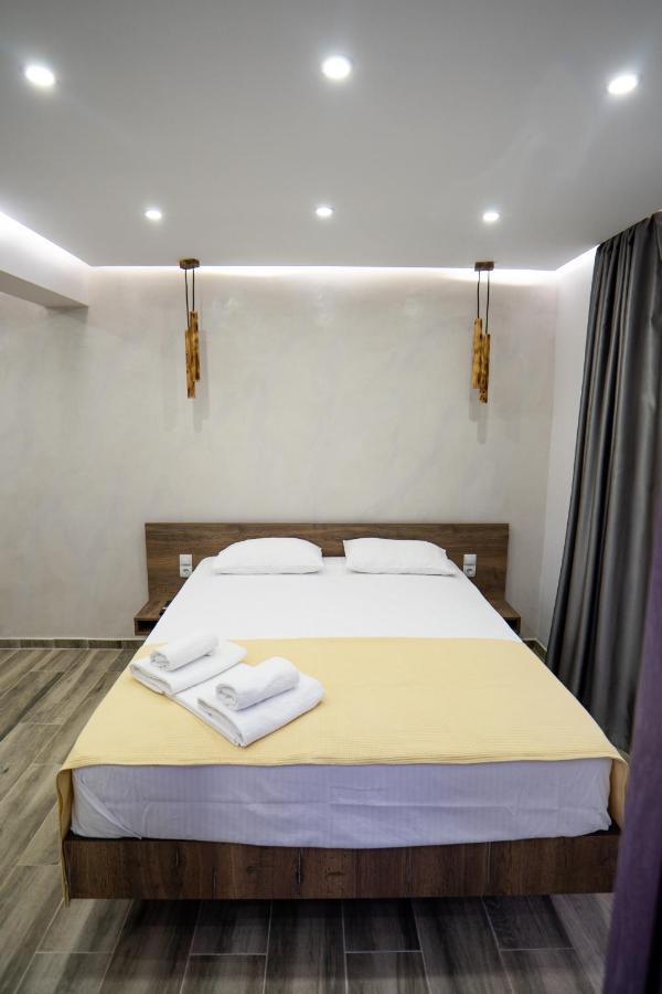 Nikolaidis Apartments Nea Plagia Bagian luar foto