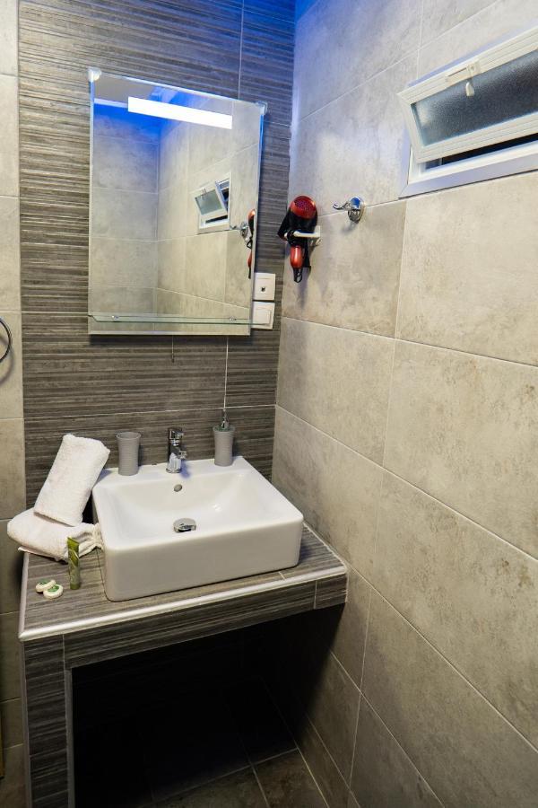 Nikolaidis Apartments Nea Plagia Bagian luar foto